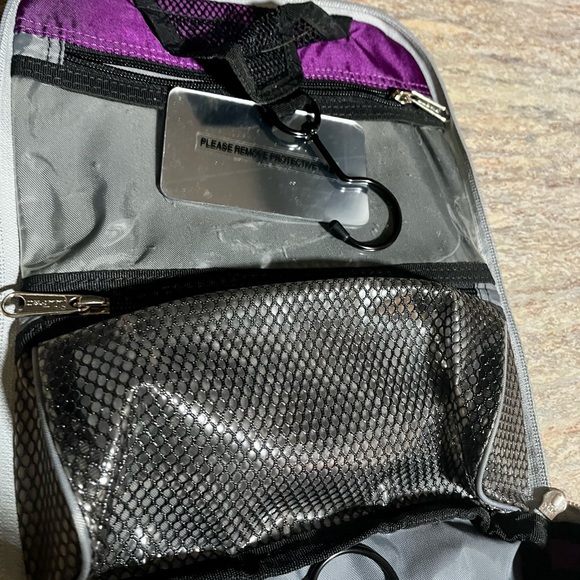 NWT L.L. Bean Antique Plum personal organizer - Picture 15 of 15